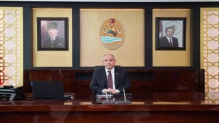 Vali Coşkun Gazeteciler ve Basın Bayramını kutladı