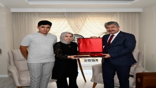 Vali Dr. Erdinç Yılmaz'dan 15 Temmuz Şehit ve Gazi Ailelerine Anlamlı Ziyaret