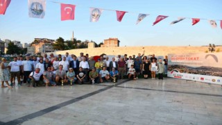 Vali Recep Yazıcıoğlu anısına yapılan yamaç paraşütü yarışmalarında kupalar sahiplerini buldu