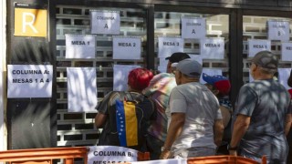 Venezuela halkı sandık başında