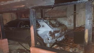 Yanan garajdaki cip kullanılmaz hale geldi