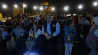 Yaylanın çocukları açık hava sinemasıyla buluştu