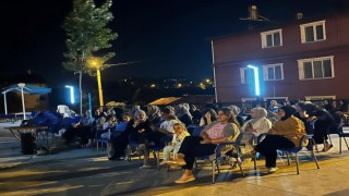 Yenimahale köyünde kadınlara özel açık hava sinema etkinliği