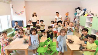 Yeşil bir gelecek için ilk adım, minik eller teraryumlarını yaptı