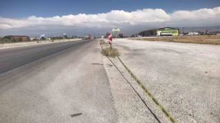 Yolda karşılaşan husumetlilerin kavgasında 15 yaşındaki çocuk öldü, babası ağır yaralandı