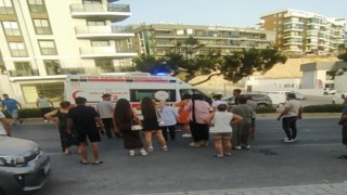 Yolun karşısına geçen çocuğa otomobil çarptı