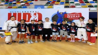 Yunusemreli judocular uluslararası turnuvada üç altın madalya kazandı