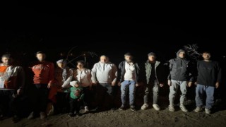 Yurt dışına kaçmaya çalışan 10 düzensiz göçmen yakalandı