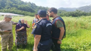 Zihinsel engelli kayıp kadın 20 saat sonra 2 kilometre mesafede bulundu
