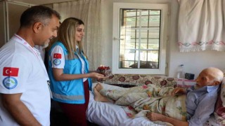 1 asırlık dedeye doğum günü sürprizi