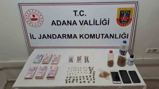 Adanada 219 gram bonzai ele geçirilirken olayla ilgili 4 şüpheli yakalandı