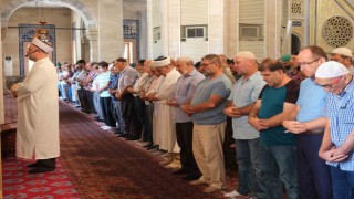 Adanada Haniye için gıyabi cenaze namazı kılındı