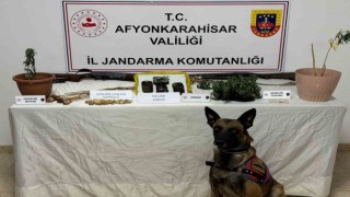 Afyonkarahisarda jandarma uyuşturucu madde ele geçirdi