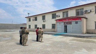 Ağrıda aranan 2 firari yakalandı