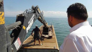 Ahlatta değişken seviyeli yeni iskele yapıldı