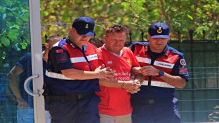 Anne ve oğlunun katil zanlısı numune alınmak üzere Adli Tıpa getirildi