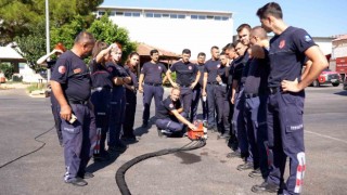 Antalya itfaiyesinden elektrikli araç söndürme kiti
