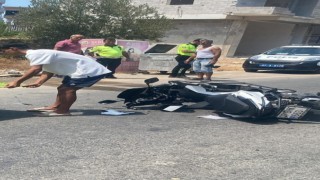 Antalyada kamyonet ile çarpışan motosikletin genç sürücüsü hayatını kaybetti