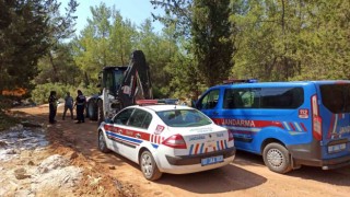 Antalyada orman yangınına neden olacak atık ve çöpler temizlendi