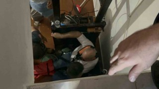 Asansör boşluğuna düşen şahsı itfaiye kurtardı