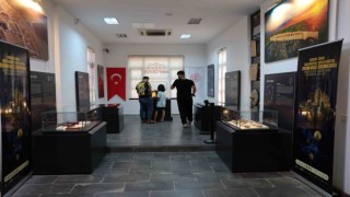 Asırlık vaftiz kovası yıllarca yalak olarak kullanıldı, şimdi ise müzede ziyaretçilerin gözde eseri