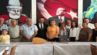 Asu Kaya Gedik'ten Cemevi Ziyareti