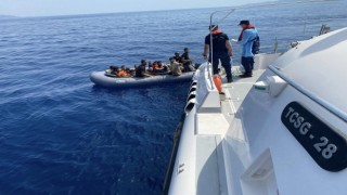 Ayvacık açıklarında 18 kaçak göçmen yakalandı