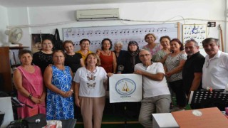Ayvalık-Küçükköy Halk Müziği Derneğinde Başkan Baltacıya güvenoyu