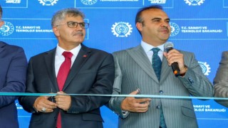 Bakan Kacırın katılımıyla Niğde OSBde 15 fabrikanın açılışı, 11 fabrikanın temel atma töreni gerçekleştirildi