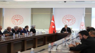 Bakan Memişoğlu: “(Maymun çiçeği ve Covid-19) Şu anda herhangi bir alarm durumumuz söz konusu değil”