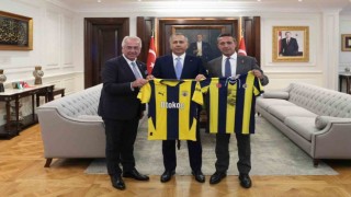 Bakan Yerlikaya, Fenerbahçe Spor Kulübü Başkanı Ali Koçu kabul etti