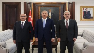 Bakan Yerlikaya, yeni atanan Bursa Valisi ve Emniyet Genel Müdürünü kabul etti