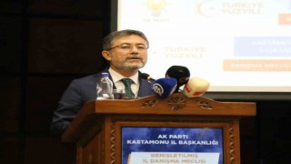 Bakan Yumaklıdan ‘Hazine ve Ekonomi Bakanı Mehmet Şimşek istifa etti iddialarına cevap: