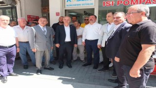 Balıkesirde MHP İlçe yönetimi aşure hayrı düzenledi