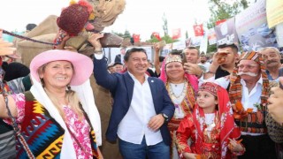 Başkan Aras Seydikemerde Kültür Şenliğine katıldı