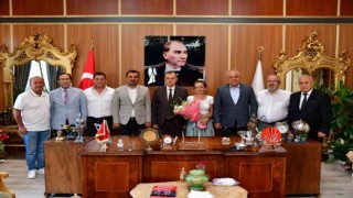 Başkan Balaban CHPli milletvekillerini ağırladı