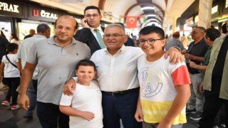 Başkan Büyükkılıç esnaf ve vatandaşlarla buluştu