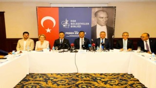 Başkan Çelik, Ege Belediyeler Birliği Encümen Toplantısına katıldı