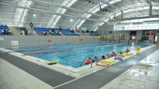 Başkan Özlü minik sporcularla bir araya geldi