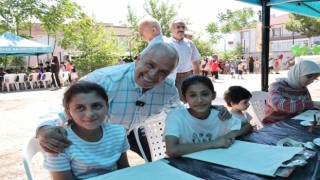 Başkan Şadi Özdemir Minareliçavuşta yaz atölyelerine katıldı
