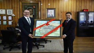 Başkan Uçardan Rektör Hacımüftüoğluna tebrik ziyareti