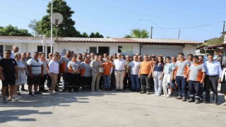 Başkan Ünlü, personelle buluşmaya devam ediyor