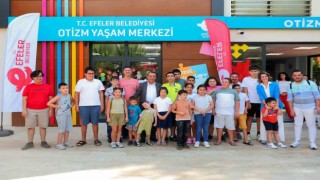 Başkan Yetişkin, Efelerin özel çocuklarıyla Zafer Bayramını kutladı