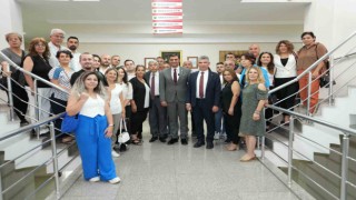 Başkan Zeyrek Somadan mesaj verdi: “Sosyal belediyeciliği herkese gösteriyoruz”