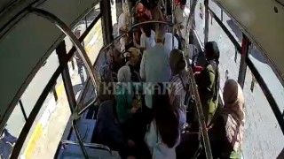 Bayılan yolcu sürücü tarafından hastaneye yetiştirildi