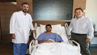 Beşiktaşlı futbolcu Necip Uysal, ameliyat oldu
