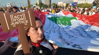 Beyrut Limanındaki patlamada hayatını kaybedenler anıldı