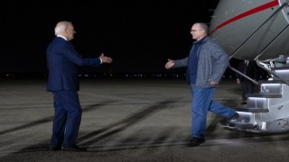 Biden, Ankara2daki takas operasyonuyla ABD'ye dönenleri karşıladı