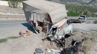 Bilecikte meydana gelen trafik kazasında 1i ağır 2 kişi yaralandı