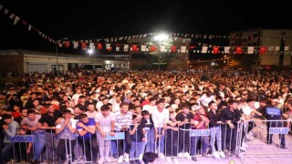 Bitlisliler Barış Adal konseri ile coştu